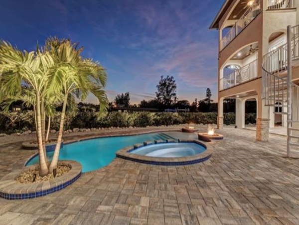 Luxury Anna Maria Island Vacation Pool Home Sleeps 8 Guests